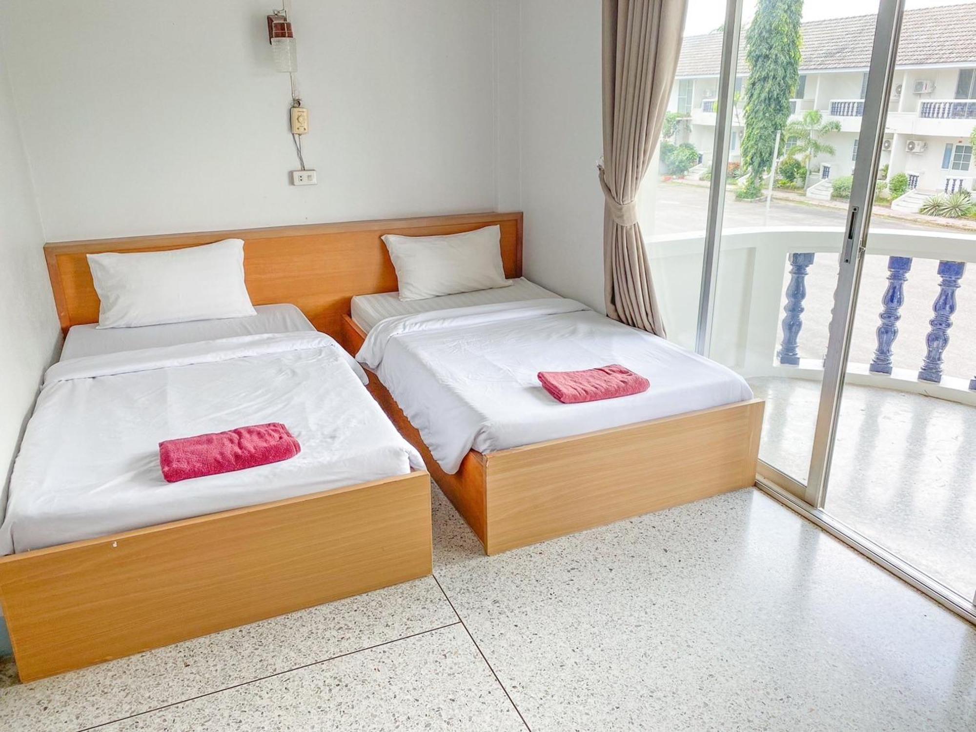 Bangsaphan Resort Bang Saphan Exteriör bild